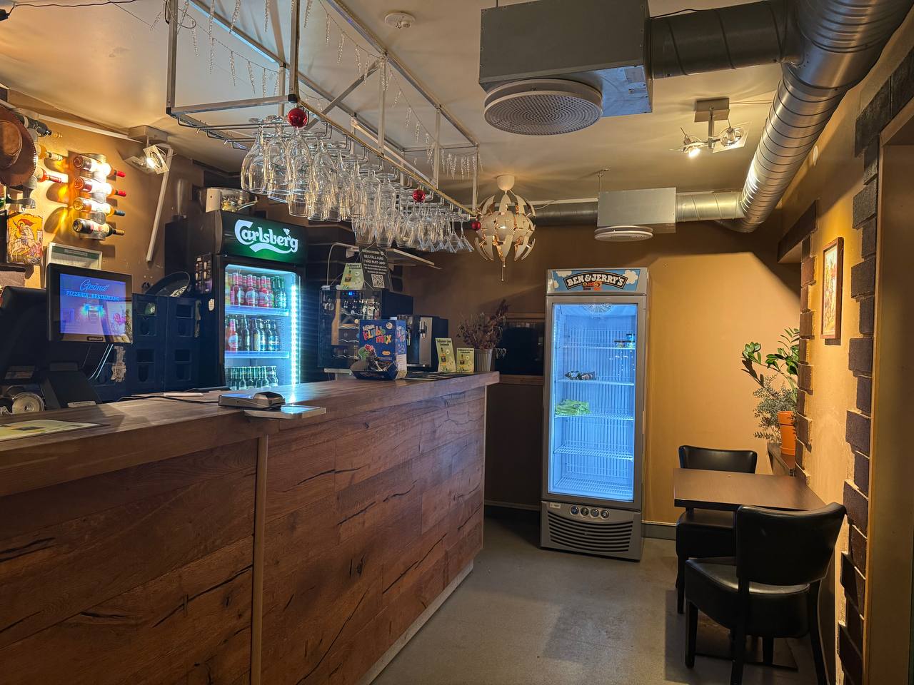 Bardisken i Gröna Huset med drycker