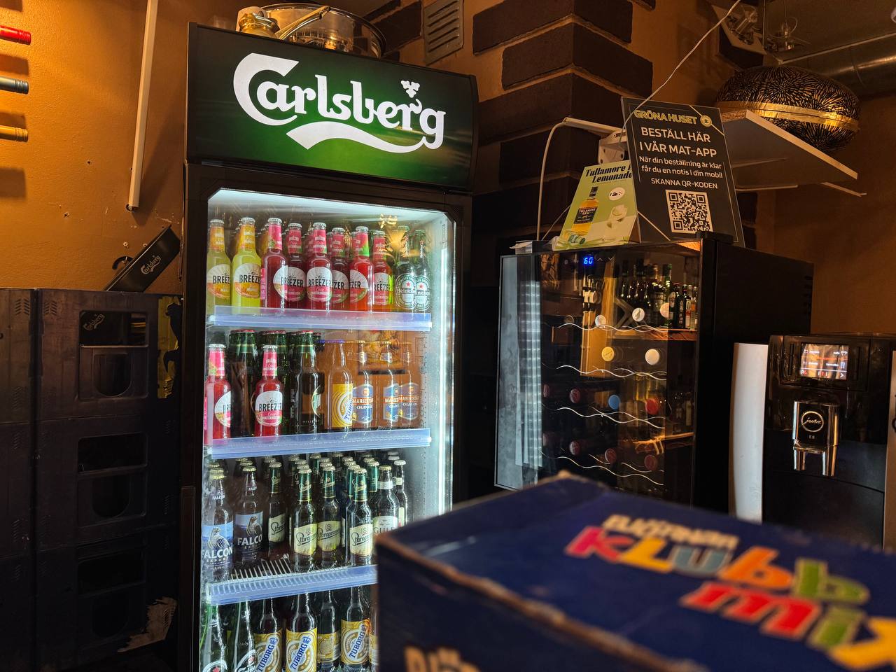 Läsk och öl i kylen på Gröna Huset